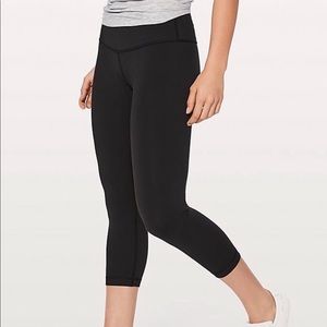 Lululemon wunder under crop
